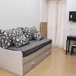 Apartman Almameda House *