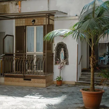 Apartamento Almameda House Nápoles